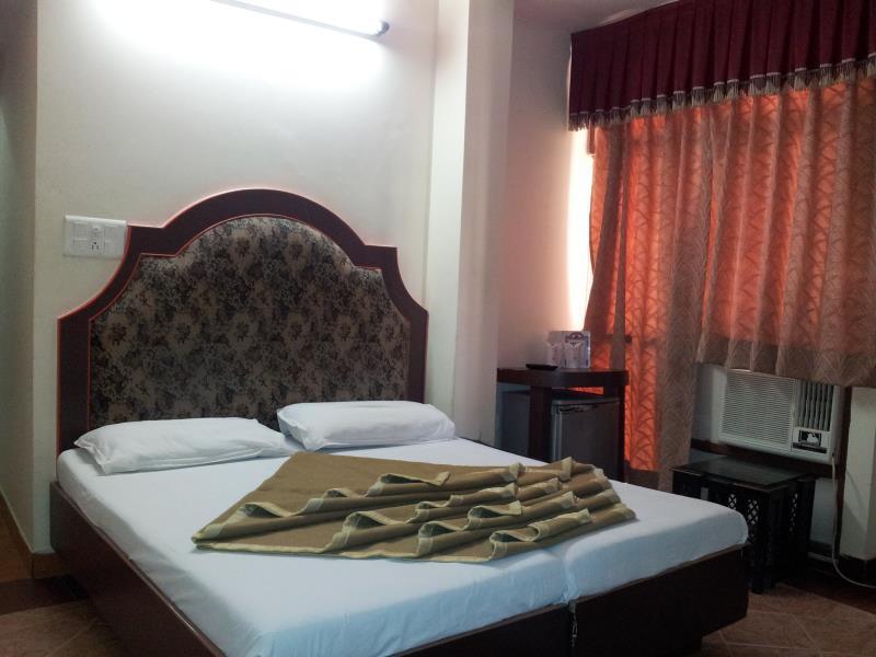 Hotel Kwality New Delhi Exteriör bild